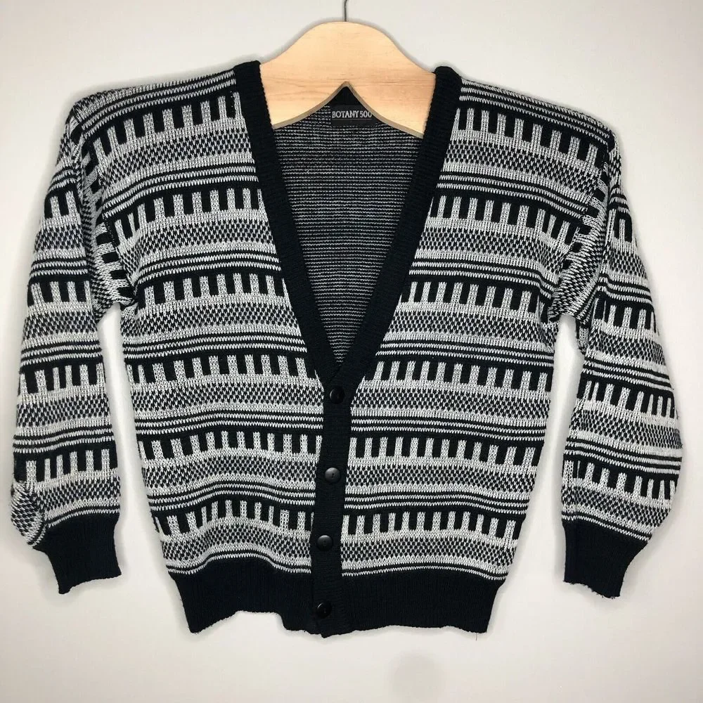 Botany 500 Men's Large Black Abstract Four‎ Button Long Sleeve Cardigan Sweater